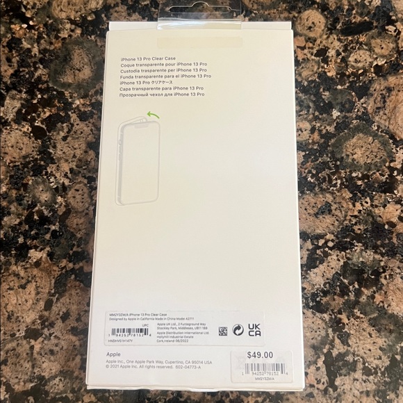 Apple iPhone 13 Pro MagSafe Clear Case - White - Picture 2 of 3